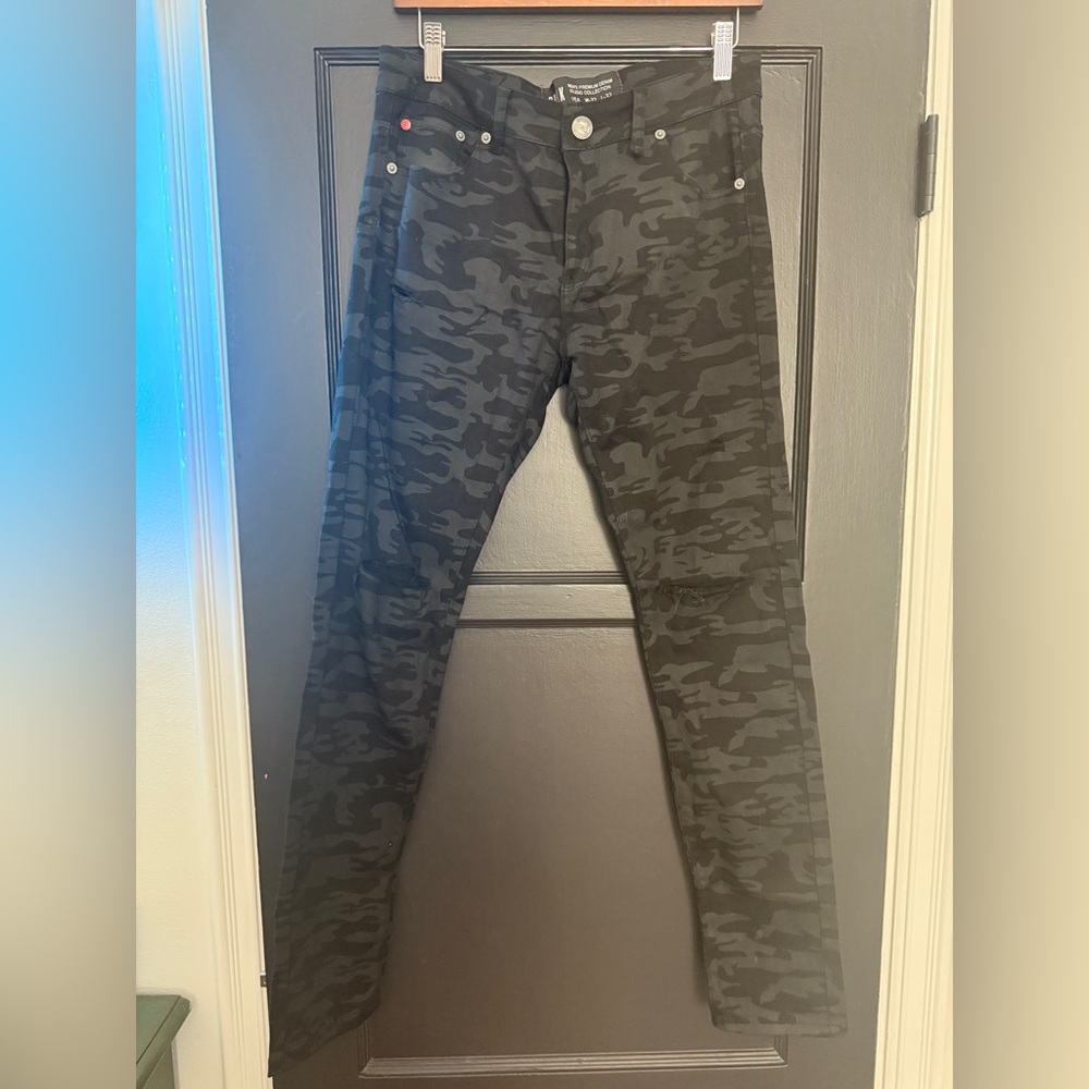 Men’s Black Camo Jeans by Sparks Size 32/32